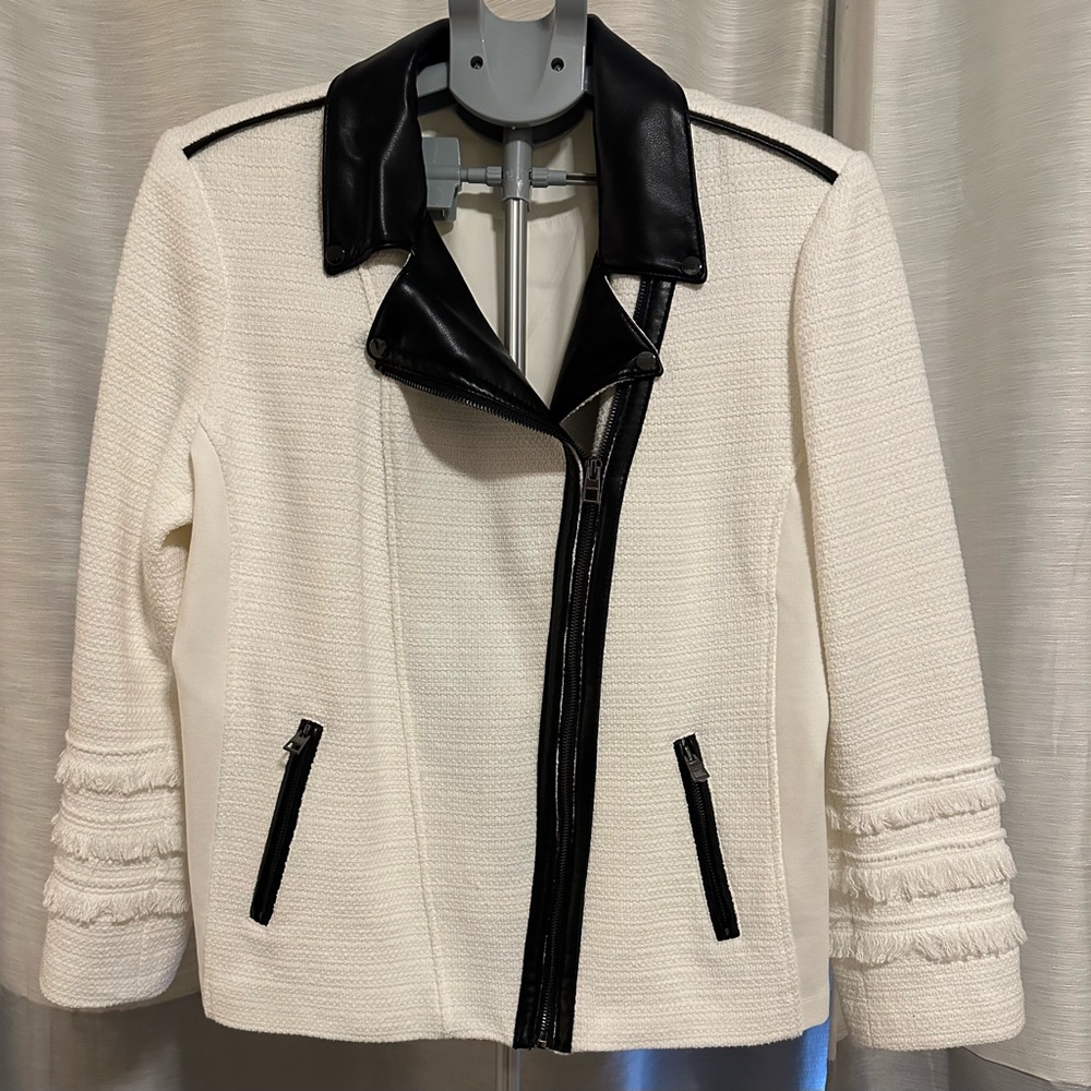 Chico's White Tweed Blazer with Faux Leather Detail